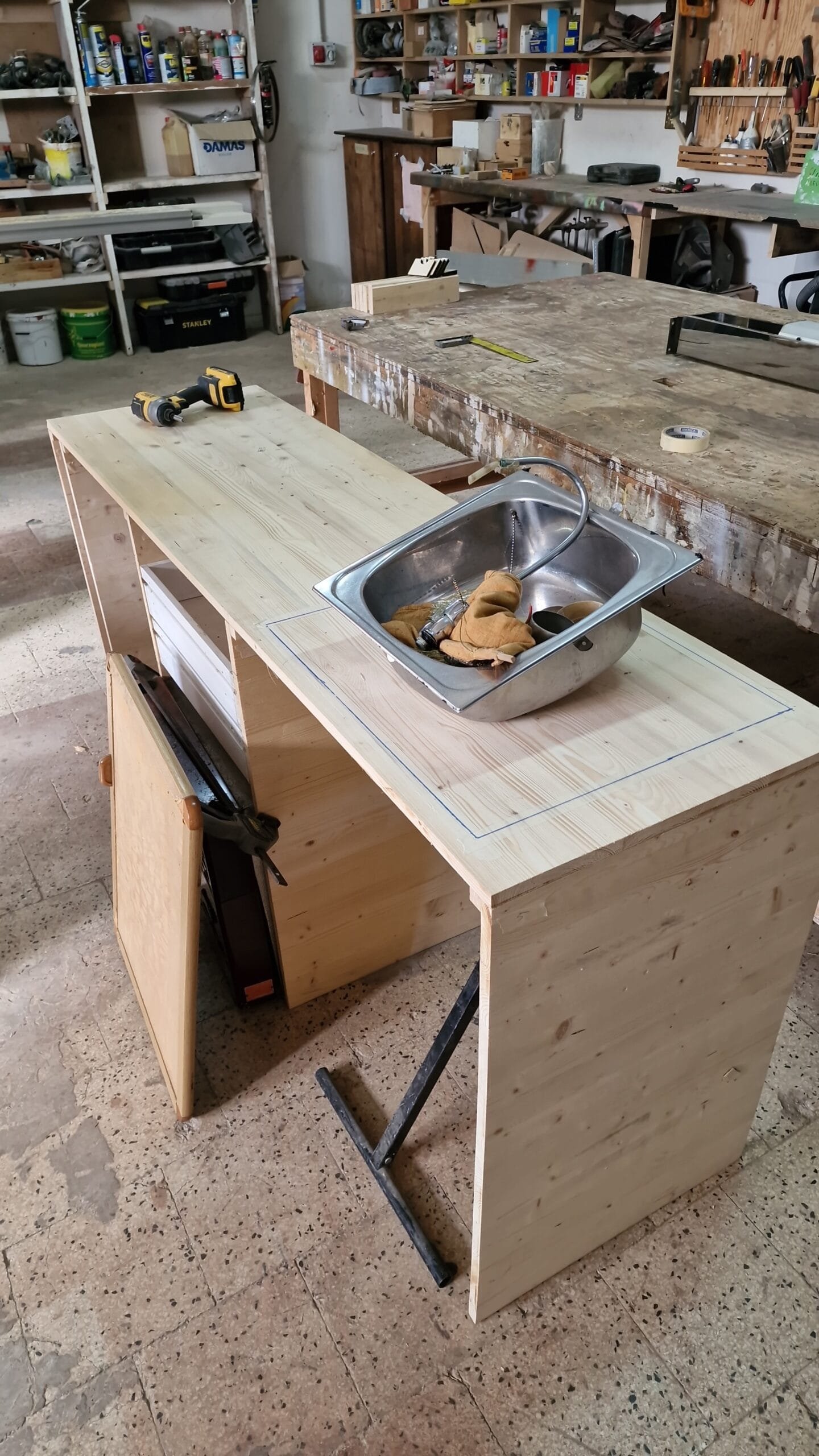 Custom kitchen installation